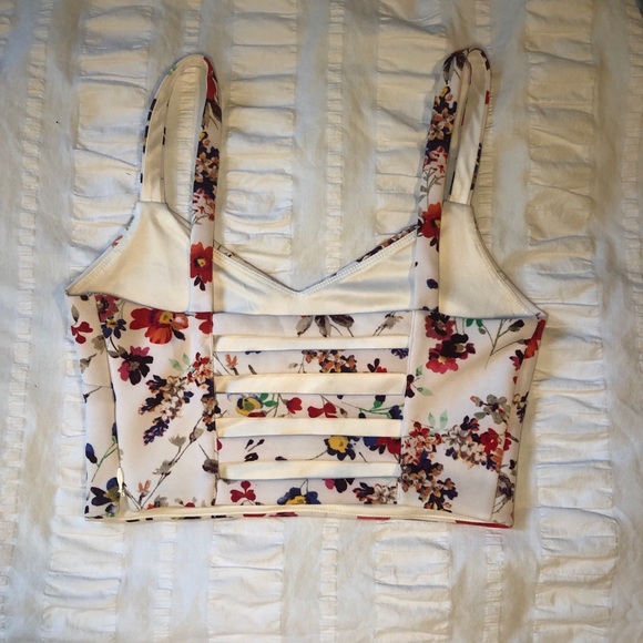 Express Floral Crop w/ Ladder Back Detail - Picture 2 of 4